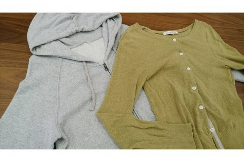 ニットのカーディガン