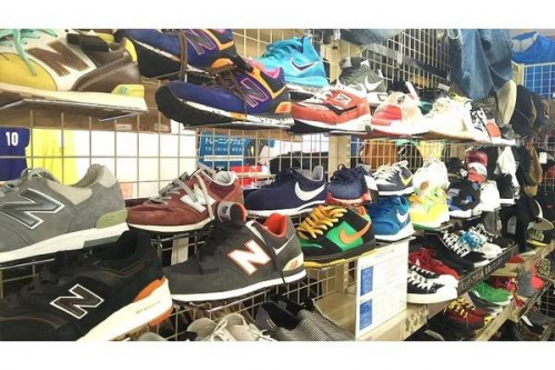 スニーカーの古着　買取　福岡