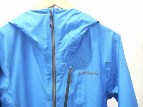 メンズファッションのアウトドアウェア