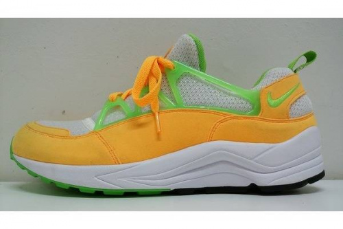 シューズのＮＩＫＥ　ナイキ