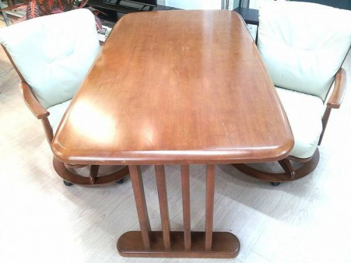 ダイニングセットのニトリ　買取　福岡