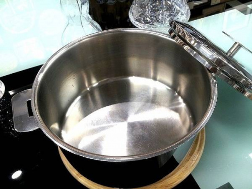 キッチン雑貨のＣＲＩＳＴＥＬ　クリステル