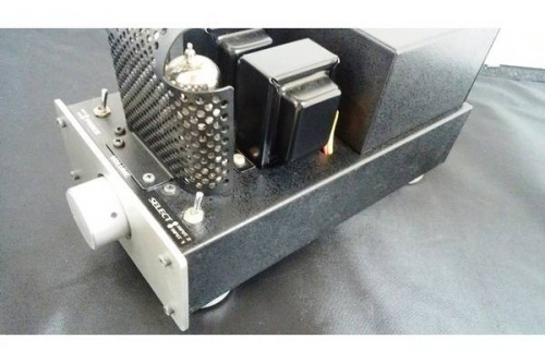 真空管アンプのＥＬＥＫＩＴ　エレキット