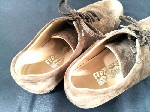 シューズのＳａｌｖａｔｏｒｅ　Ｆｅｒｒａｇａｍｏ　サルヴァトーレ　フェラガモ
