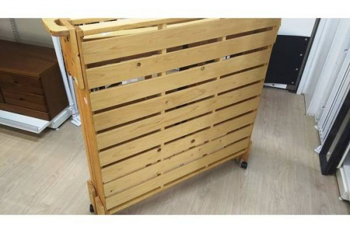 家具・インテリアの折りたたみベッド