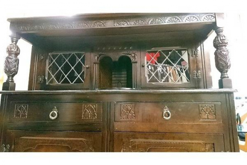 家具・インテリアの食器棚