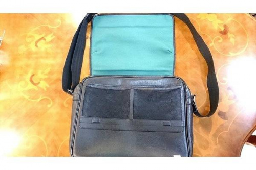 ｄｕｎｈｉｌｌ　ダンヒルのビジネスバッグ　買取　福岡