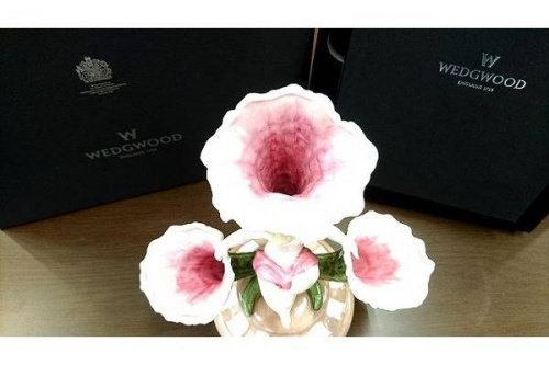 ＷＥＤＷＤＧＥＷＯＯＤ　ウェッジウッドのフラワーベース　買取　福岡