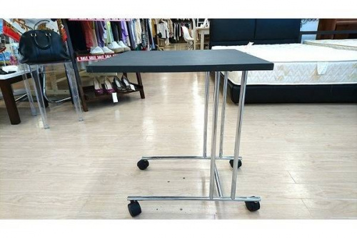 家具・インテリアのテーブル