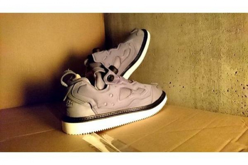 メンズファッションのスニーカー