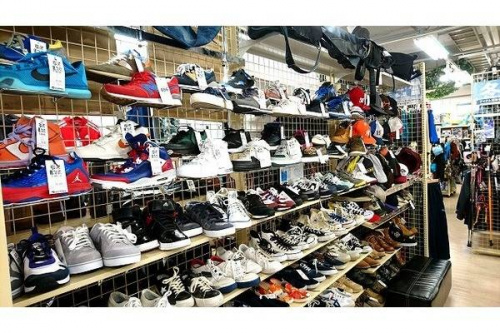 スニーカー　買取　福岡のリサイクルショップ　福岡