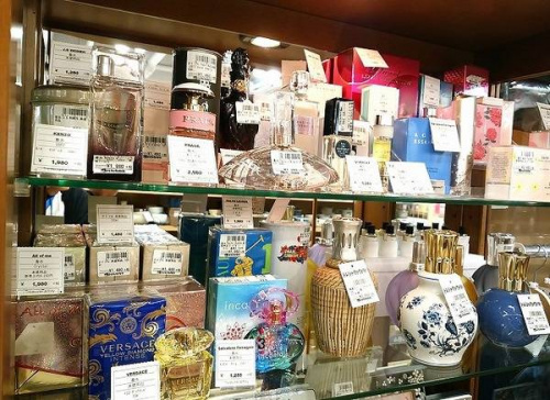 香水　買取　福岡のリサイクルショップ　福岡