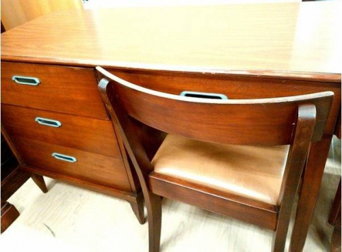 家具・インテリアのデスク