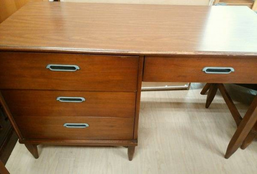 デスクの中古家具　福岡