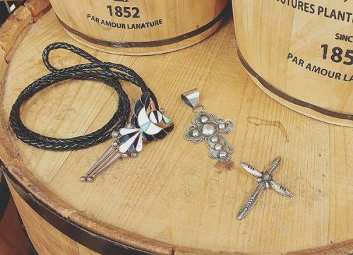 ブランド・ラグジュアリーのアクセサリー