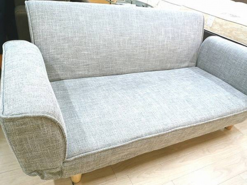 家具のソファ