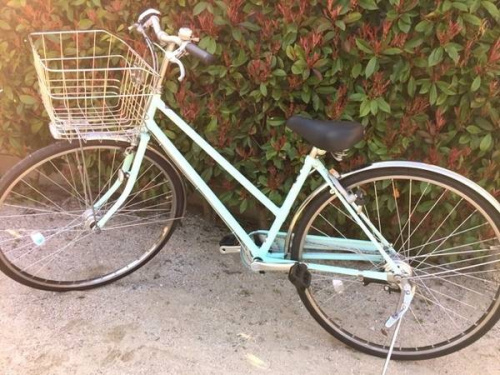 スポーツ用品の自転車