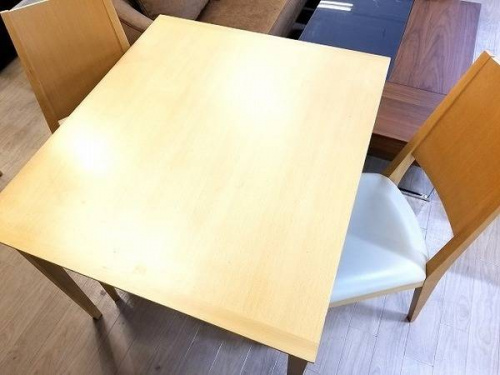 家具のダイニングセット