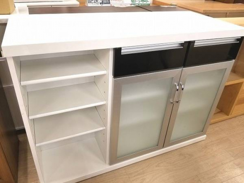 家具のカウンター