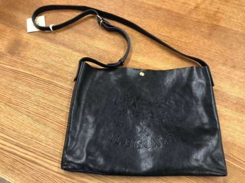 ブランド　買取　福岡のレザーショルダーバッグ