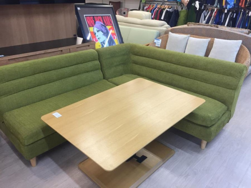 家具のダイニングセット