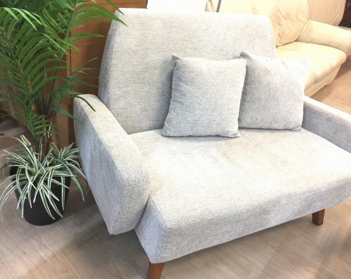 家具のソファ