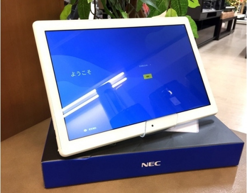 モバイル機器のタブレット