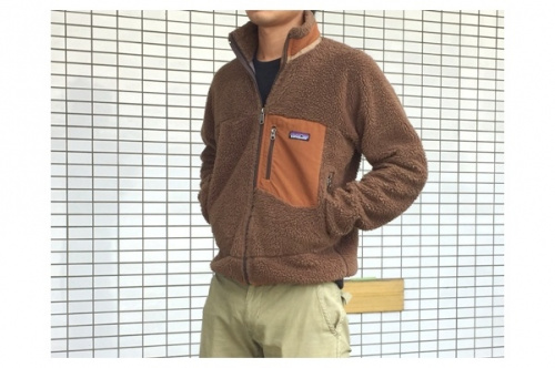 トップスのジャケット