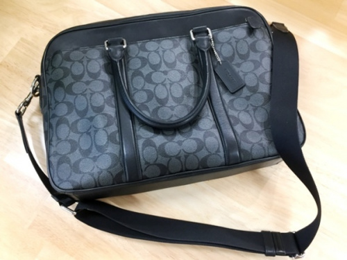 ビジネスバッグのCOACH（コーチ）