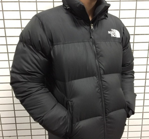 トップスのジャケット