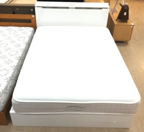 生活家具のベッド