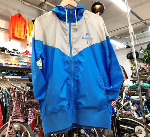 メンズファッションのウィンドランナー