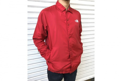 コーチジャケットのTHE NORTH FACE