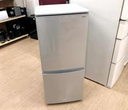 生活家電の2ドア冷蔵庫