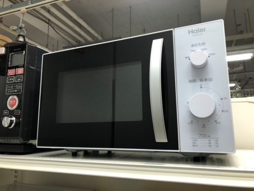 キッチン家電の電子レンジ