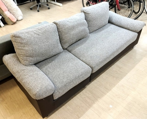カウチソファーの中古家具