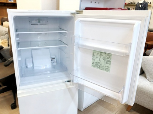 2ドア冷蔵庫のAQUA（アクア）