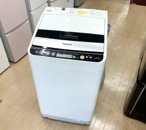 生活家電の全自動洗濯機