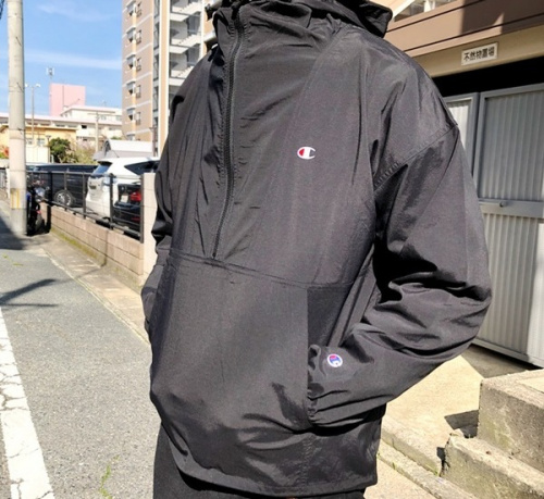 アノラックジャケットのChampion（チャンピオン）