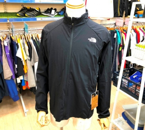 トップスのジャケット