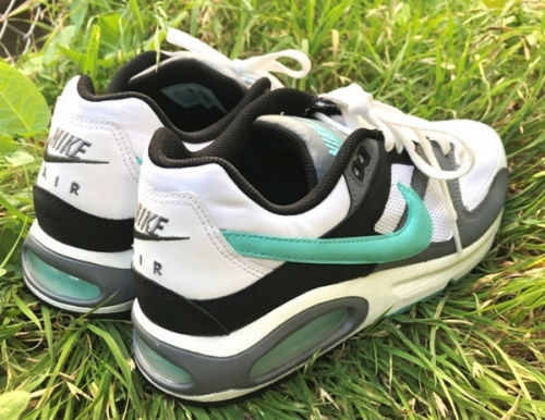 AIRMAX COMMANDのNIKE