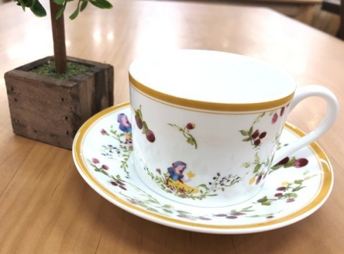 テーブルウェアの洋食器