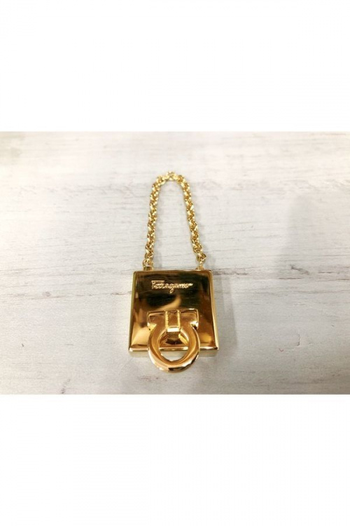 アクセサリーのSalvatore Ferragamo (サルヴァトーレフェラガモ)