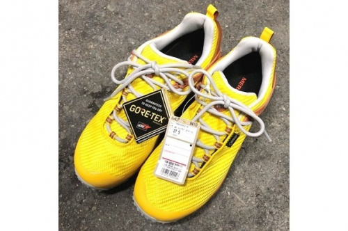 MERRELLのスニーカー　福岡