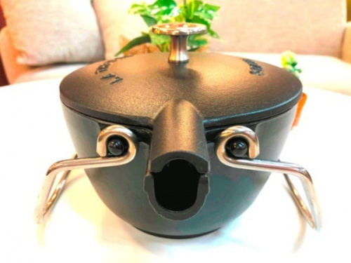 ラウンド ティーポットのstaub(ストウブ)