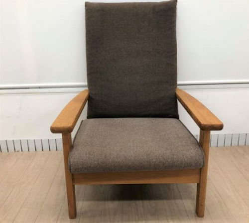 イスの飛騨産業