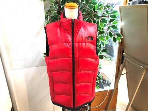 トップスのACONCAGUA VEST/アコンカグアベスト