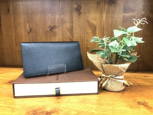 バッグ・財布の財布