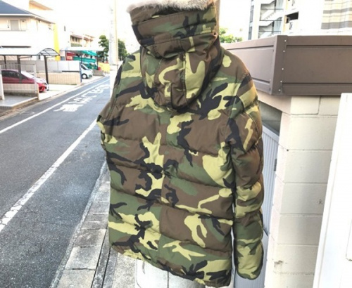 カナダグースのダウンジャケット