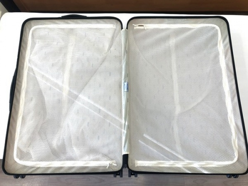 キャリーバッグのRIMOWA（リモワ）